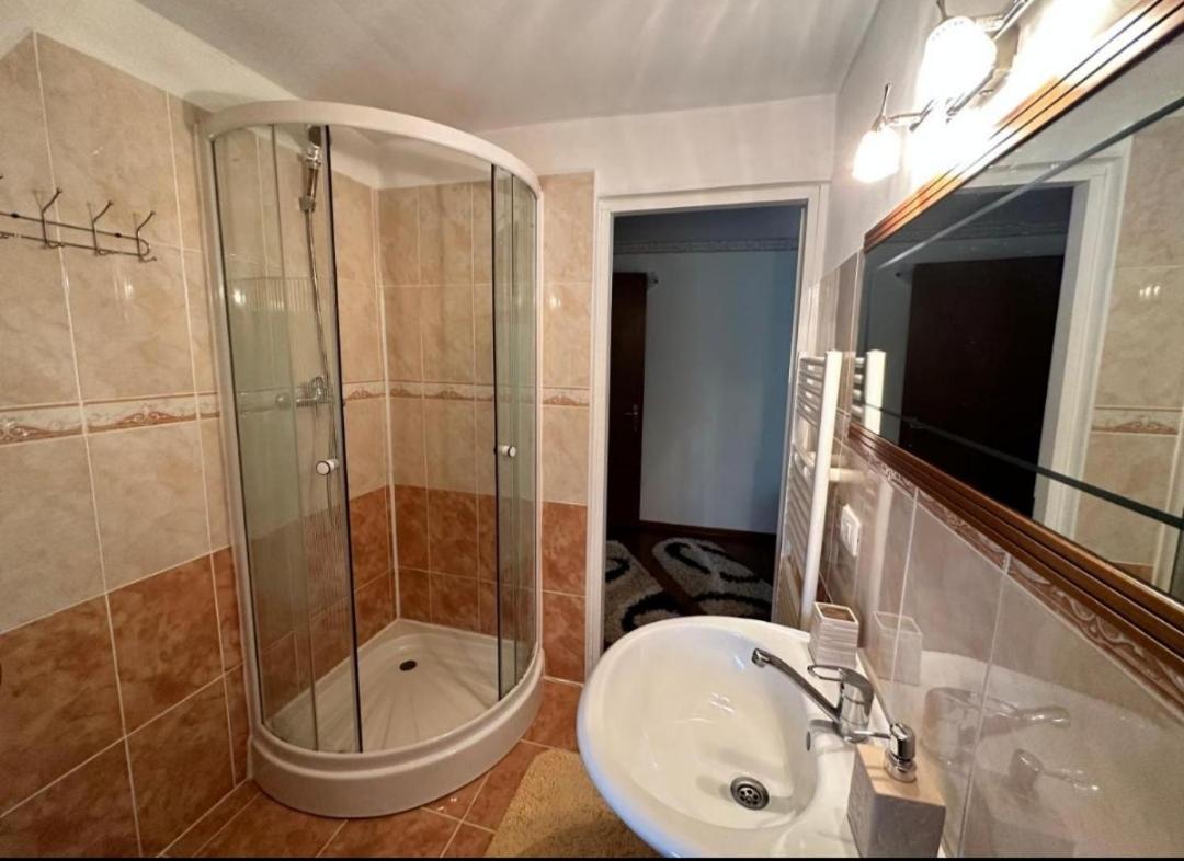 Pensiunea 3Flori De Colt Hotell Statiunea Exteriör bild